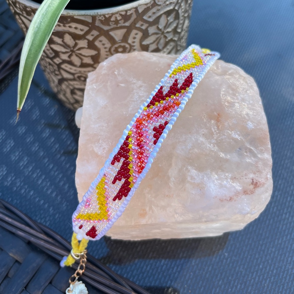 ✨ Handmade Beaded Loom Bracelet ✨
– Hybrid Luxe Collection: 🔥Sunset Flame🌞